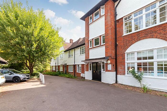 1 Bedroom Apartment To Rent In Sollershott East, Letchworth, SG6