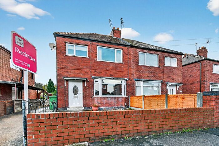 3 Bedroom Semi-Detached House For Sale In Danum Road, York, YO10
