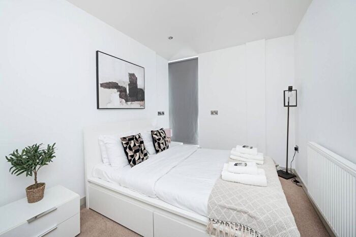 3 Bedroom Flat For Sale In Shore Place, South Hackney, London, E9