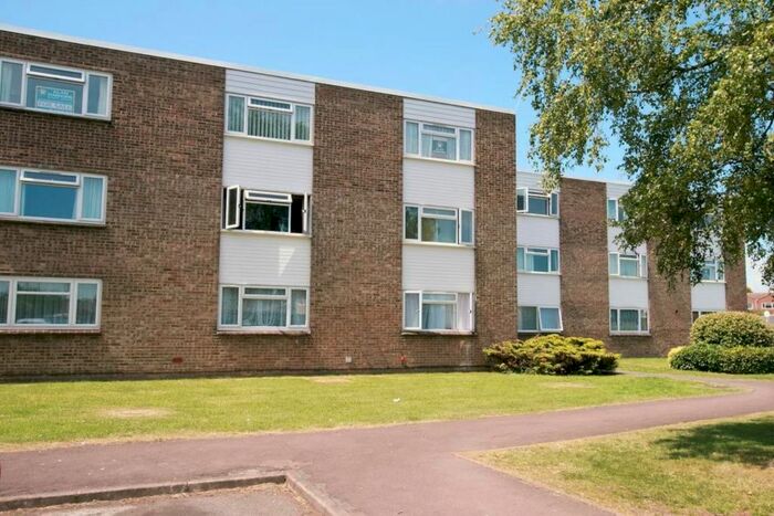 1 Bedroom Flat To Rent In Marlborough Court, Royal Wootton Bassett SN4
