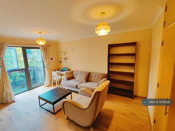 1 Bedroom Flat To Rent In Battersea, London, SW11