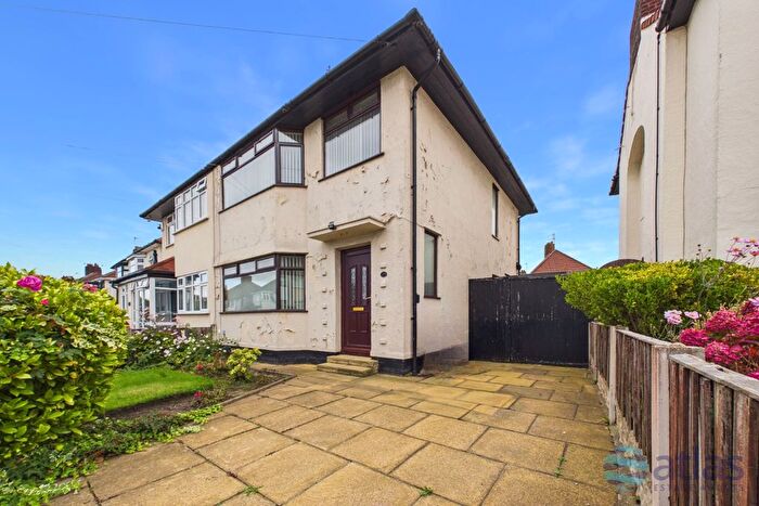 3 Bedroom Semi-Detached House For Sale In Dartington Road, Childwall, L16