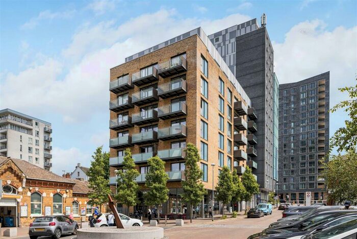 1 Bedroom Apartment To Rent In Station Approach, Hoe Street, London, E17