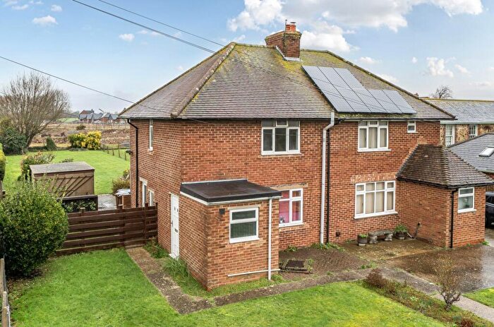 3 Bedroom Semi-Detached House For Sale In Pagham Road, Nyetimber, PO21