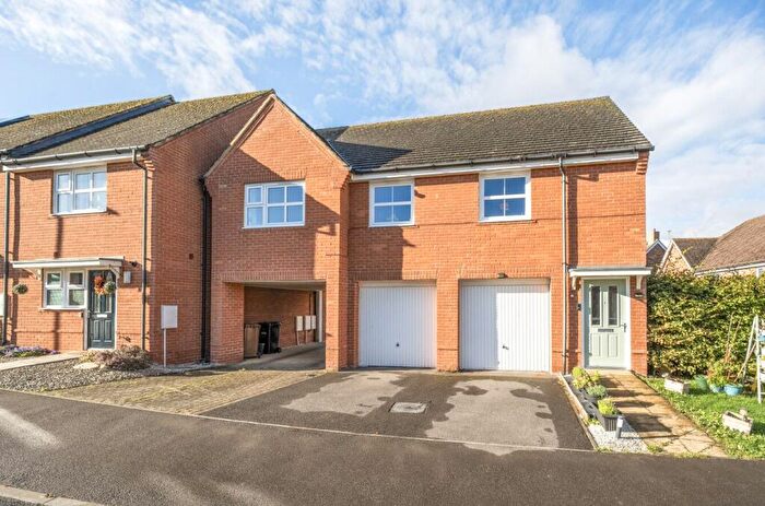 2 Bedroom Coach House For Sale In Tailor Close, Andover, SP11