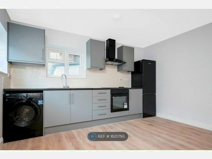 1 Bedroom Flat To Rent In Wandsworth, London, SW18