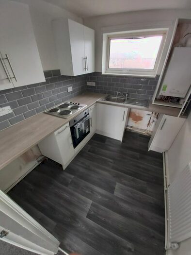 2 Bedroom Flat To Rent In Ross Court, Beaconsfield Road, Wirral, CH62