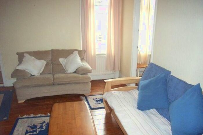 3 Bedroom Flat To Rent In Marlborough Street North, South Shields NE33