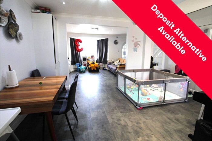 3 Bedroom Semi-Detached House To Rent In Turner Road, Edgware, HA8