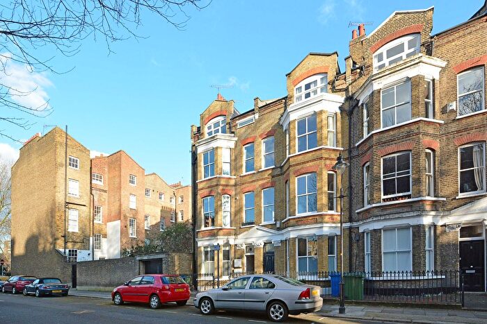 1 Bedroom Flat To Rent In Austral Street, London, SE11