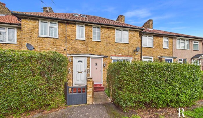 3 Bedroom Terraced House For Sale In Shrewsbury Road, Carshalton, SM5