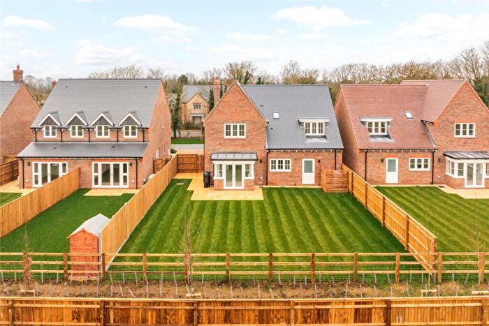 4 Bedroom Detached House For Sale In New Road, Dinton, Aylesbury, Buckinghamshire, HP17