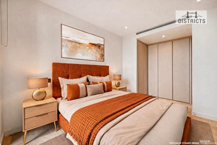 1 Bedroom Apartment For Sale In Hampton Tower, South Quay Plaza, E14