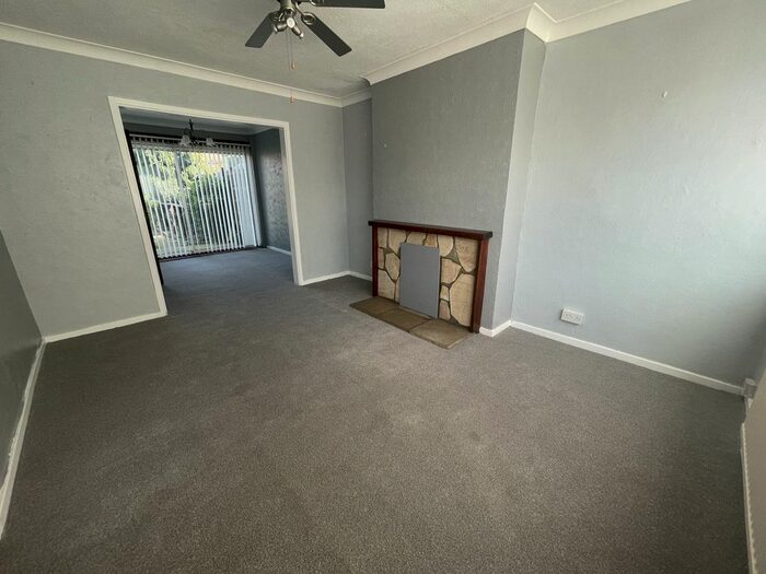 3 Bedroom Terraced House To Rent In Beaumont Drive, Gravesend, DA11