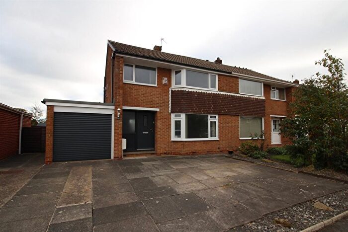 3 Bedroom Semi-detached House To Rent In Birchfield Drive, Eaglescliffe, Stockton-On-Tees, TS16