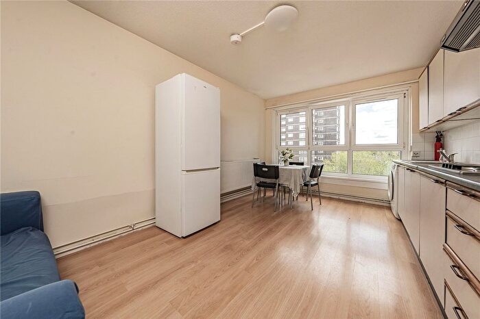 2 Bedroom Flat For Sale In Louisa House, Putney, SW15