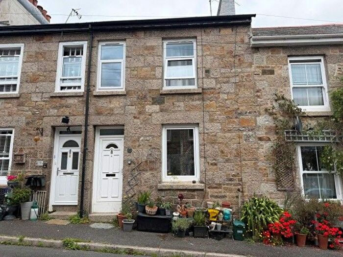 3 Bedroom Property To Rent In St. Francis Street, Penzance, TR18