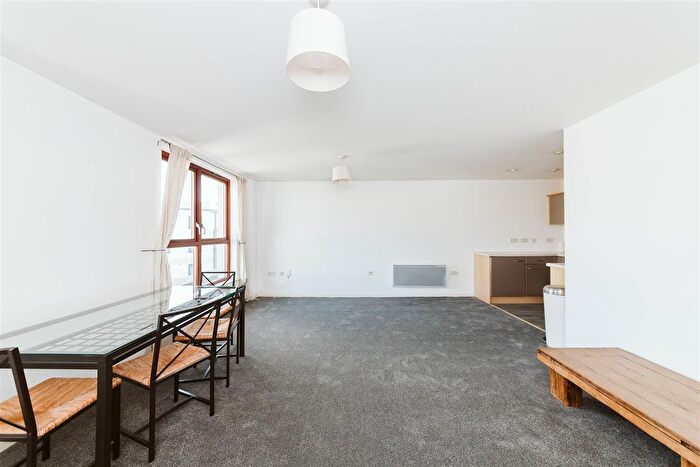 1 Bedroom Flat For Sale In St. David Mews, Bristol, BS1