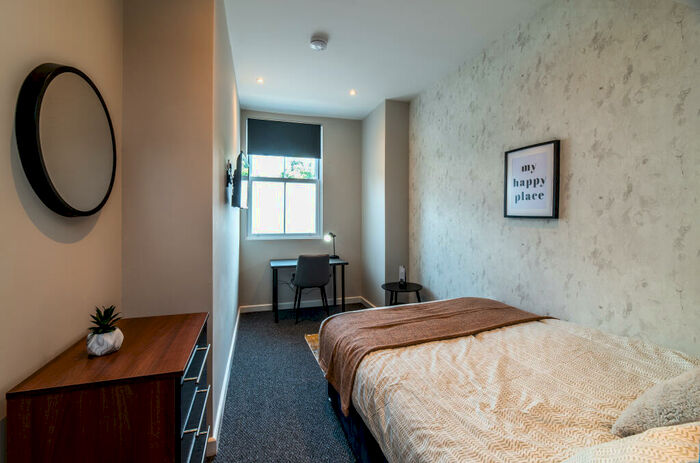2 Bedroom Apartment To Rent In The Maze, North Sherwood Street, NG1