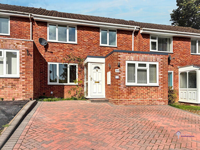 3 Bedroom Terraced House To Rent In Havendale, Hedge End, SO30
