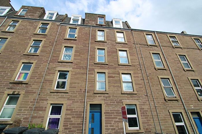 Flat To Rent In Parker Street, Dundee, DD1