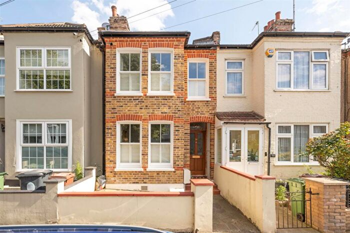 4 Bedroom House For Sale In Macdonald Road, Walthamstow, E17