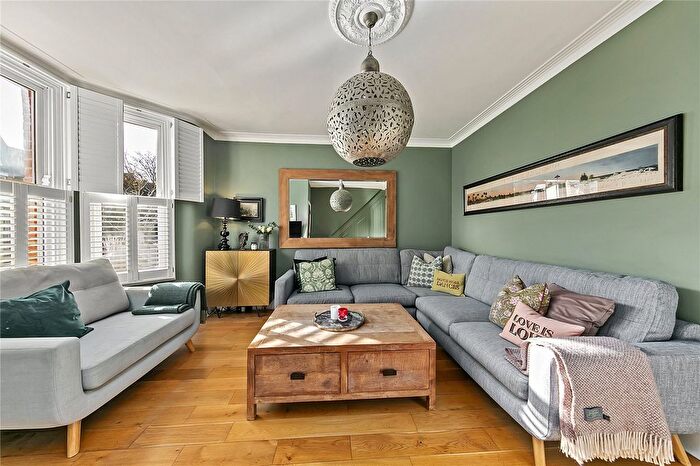 4 Bedroom Terraced House For Sale In Ailsa Avenue, St Margarets, Twickenham, TW1