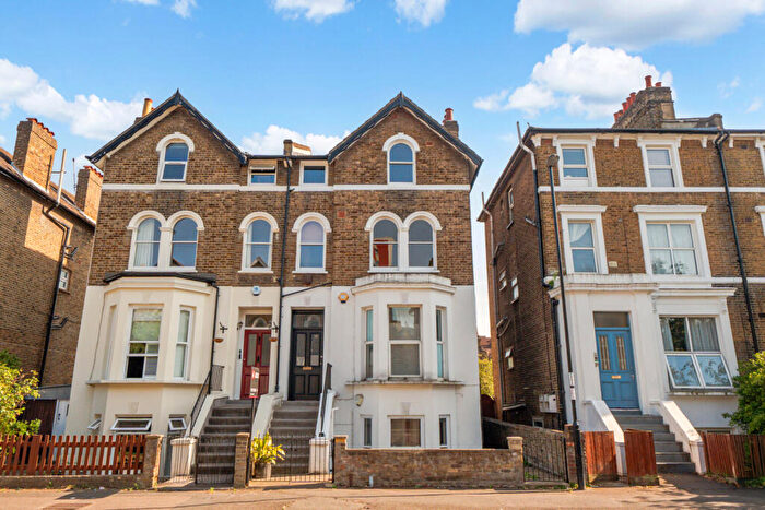 1 Bedroom Apartment For Sale In Mount Pleasant Road, London, SE13