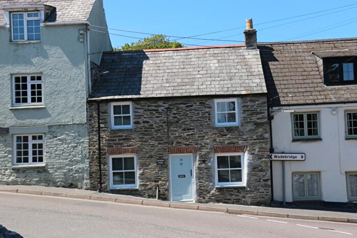 3 Bedroom House For Sale In Bumblebee Cottage, Padstow, PL28