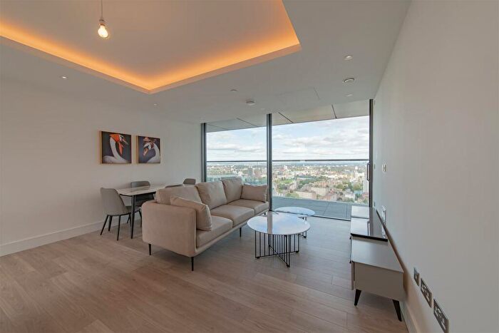 2 Bedroom Apartment To Rent In Bollinder Place, London, EC1V