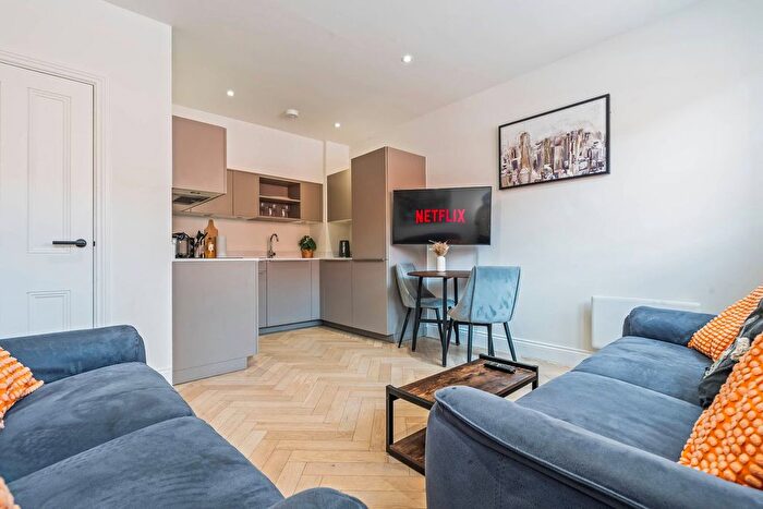 2 Bedroom Flat To Rent In Jewellery Quarter, B3