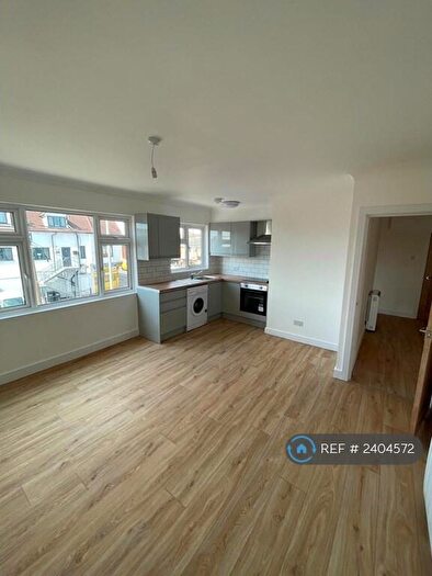 1 Bedroom Flat To Rent In High Street, Canvey Island, SS8