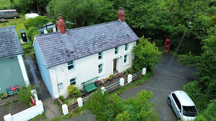 4 Bedroom Detached House For Sale In Cwrtnewydd, Llanybydder, SA40