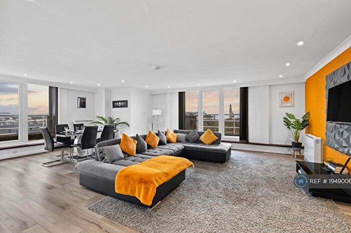 4 Bedroom Penthouse To Rent In Large Penthouse, Plymouth, PL1
