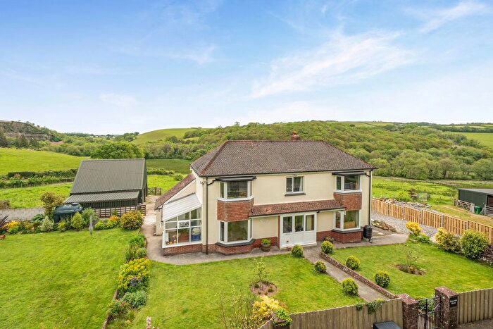 3 Bedroom Detached House For Sale In Egloskerry, Launceston, PL15