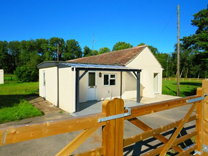 3 Bedroom Detached Bungalow To Rent In Lingheath Road, Brandon, IP27