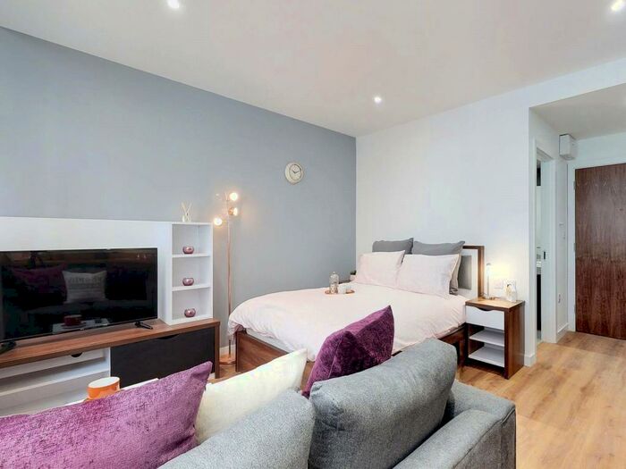 Studio To Rent In Water Street, Liverpool, Merseyside, L2