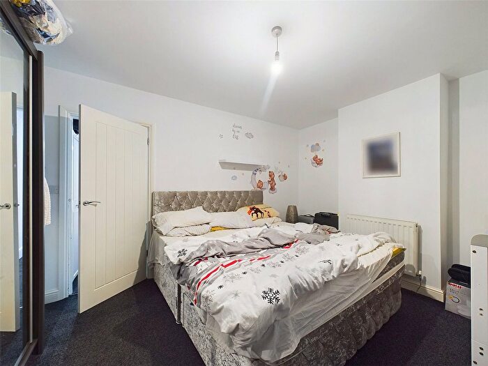 3 Bedroom Terraced House For Sale In High Street, Gloucester, Gloucestershire, GL1