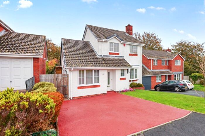 3 Bedroom Detached House For Sale In Holtwood Drive, Ivybridge, Devon, PL21