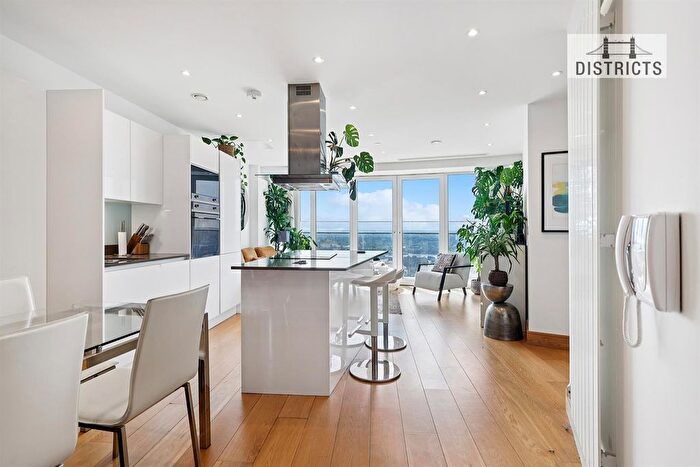 2 Bedroom Flat To Rent In Arena Tower, Crossharbour, London, E14