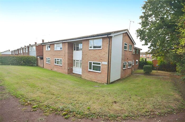 2 Bedroom Flat To Rent In Spring Rise, Chelmsford, Essex, CM2