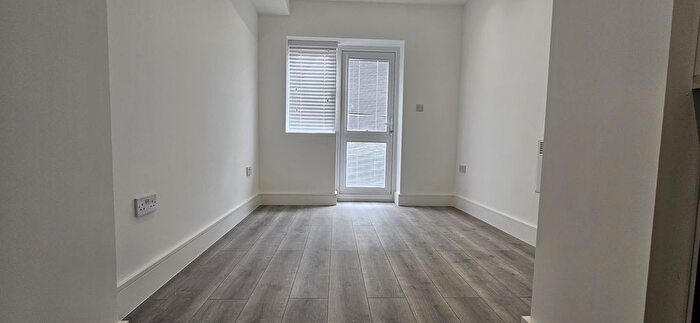 Studio To Rent In Dacre Crescent, Aveley, RM15