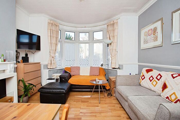 4 Bedroom Semi Detached House For Sale In Cambridge Road, Harrow, HA2