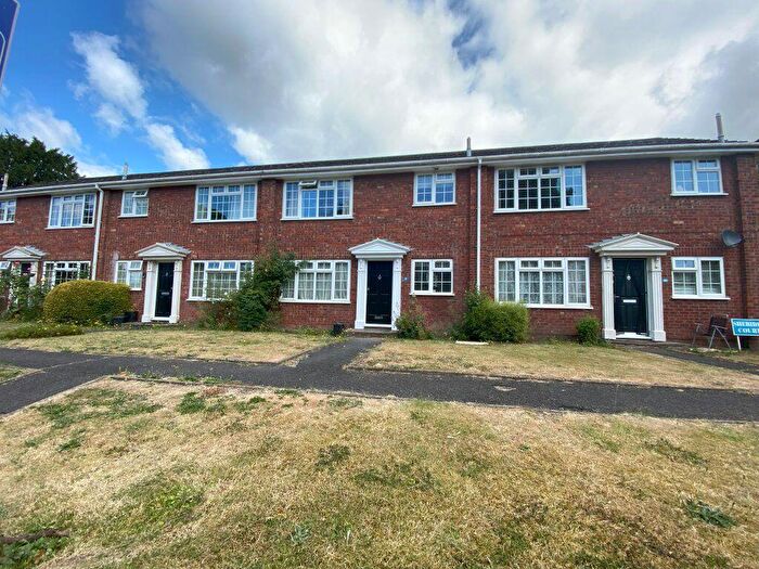 1 Bedroom Maisonette To Rent In Maidenhead Riverside, SL6