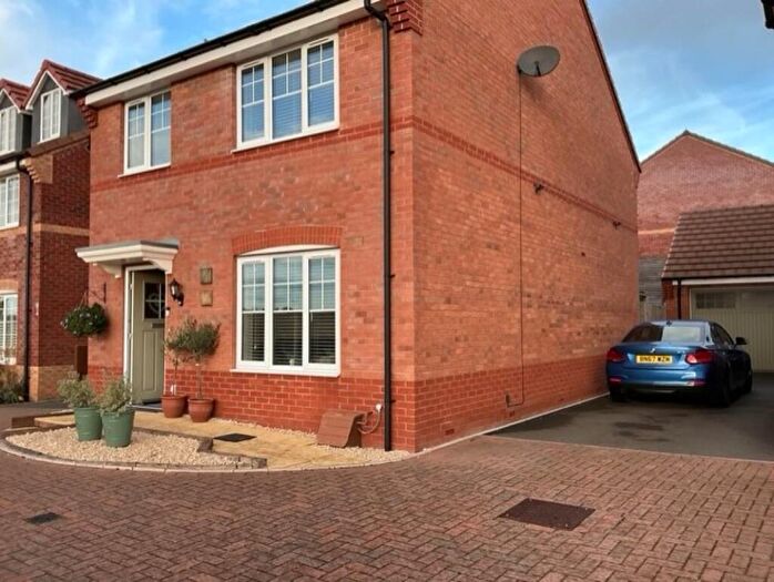 3 Bedroom Detached House For Sale In De Stretford Drive Leamington Spa, CV33