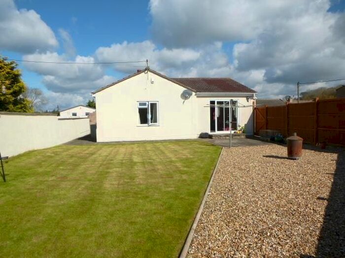 2 Bedroom Bungalow To Rent In Whitechapel Lane, Oldford, Frome BA11