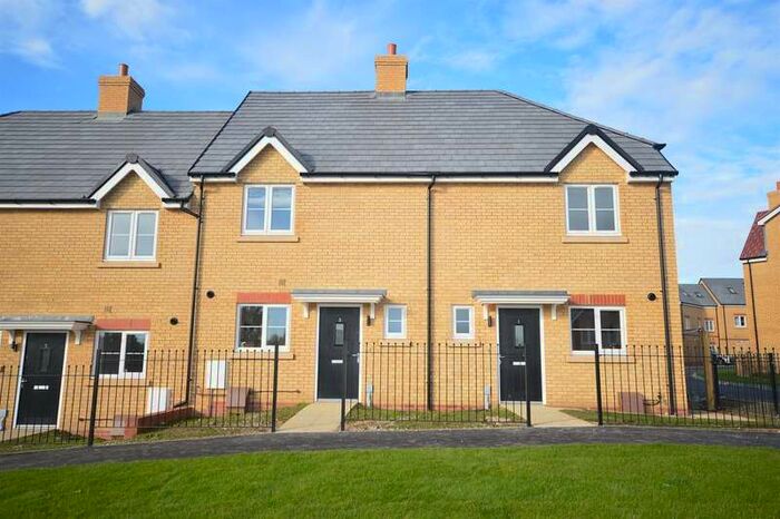 2 Bedroom Terraced House To Rent In Sinclair Drive, Pulborough, RH20