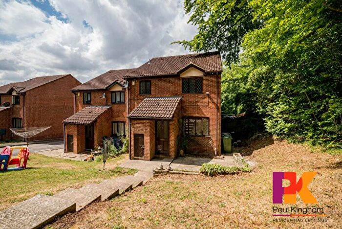 2 Bedroom Semi-Detached House To Rent In Greenacres, High Wycombe, HP13