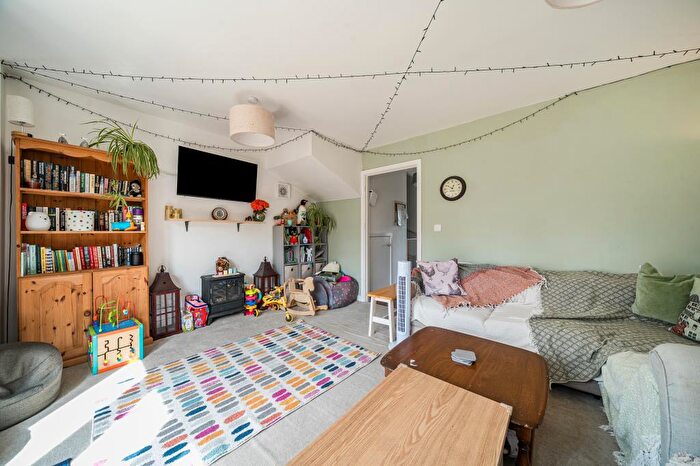 2 Bedroom Semi-Detached House For Sale In East Challow, Wantage, OX12