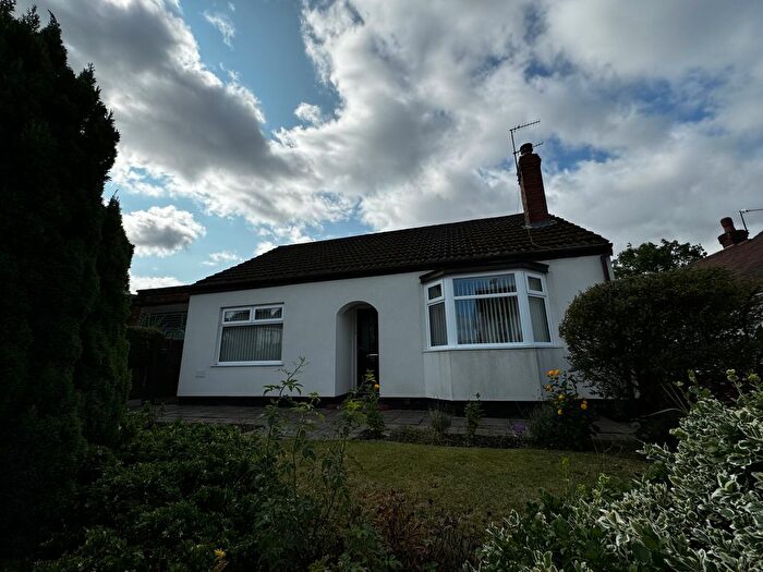 2 Bedroom Detached Bungalow To Rent In Laurel Grove, Bradmore, Wolverhampton, WV3